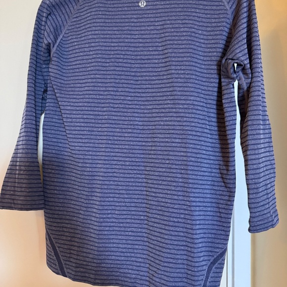 Lululemon women long sleeve size 12 - Picture 2 of 2